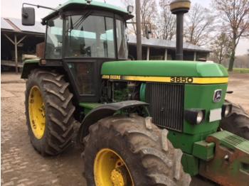 Tracteur agricole John Deere 3650: photos 1