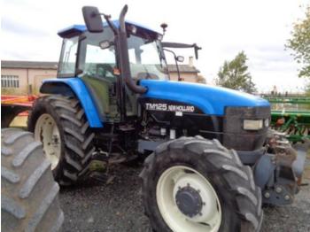 Tracteur agricole New Holland TM 125: photos 1